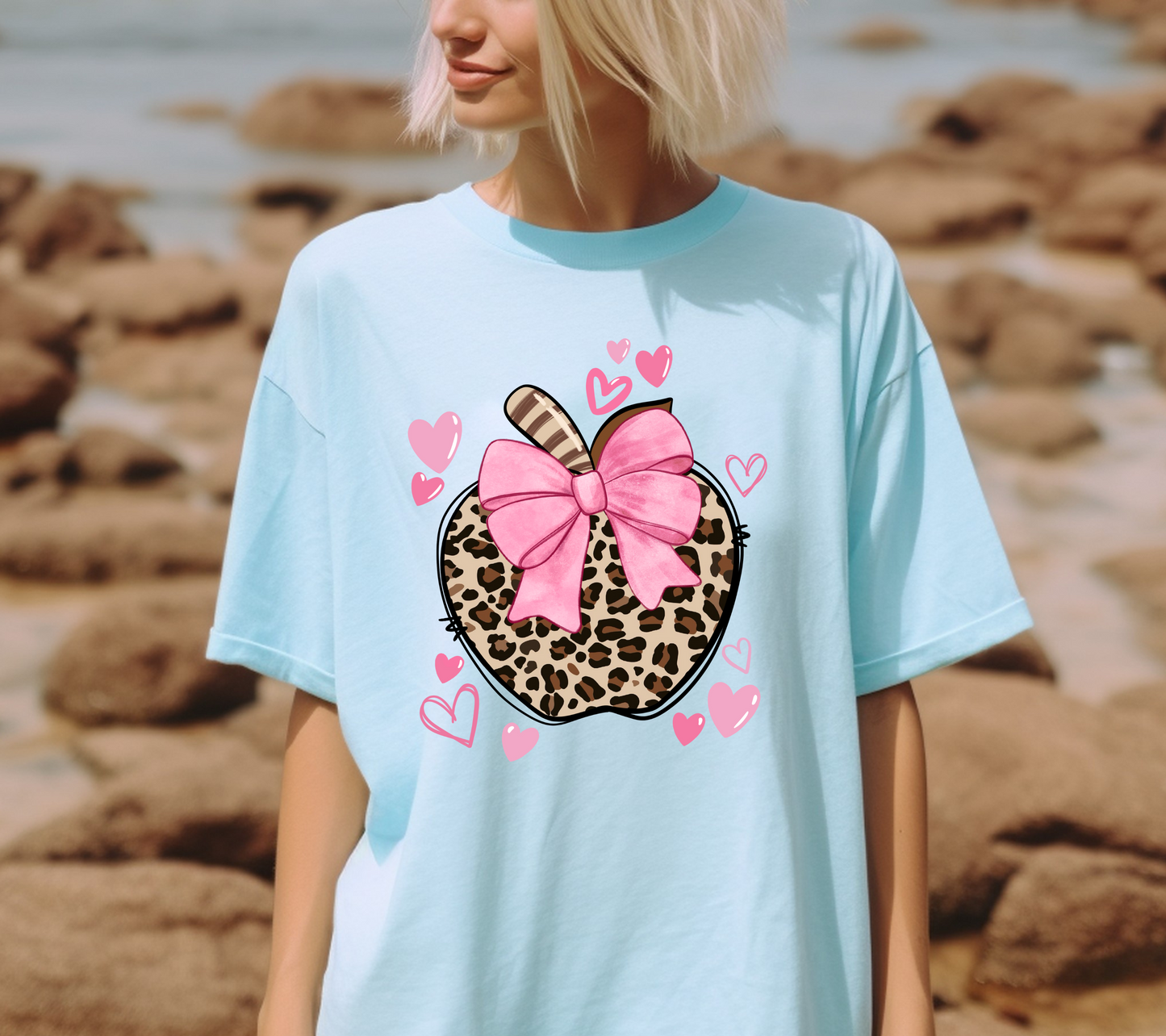 Cheetah Apple with Pink Bow and Hearts T-Shirts