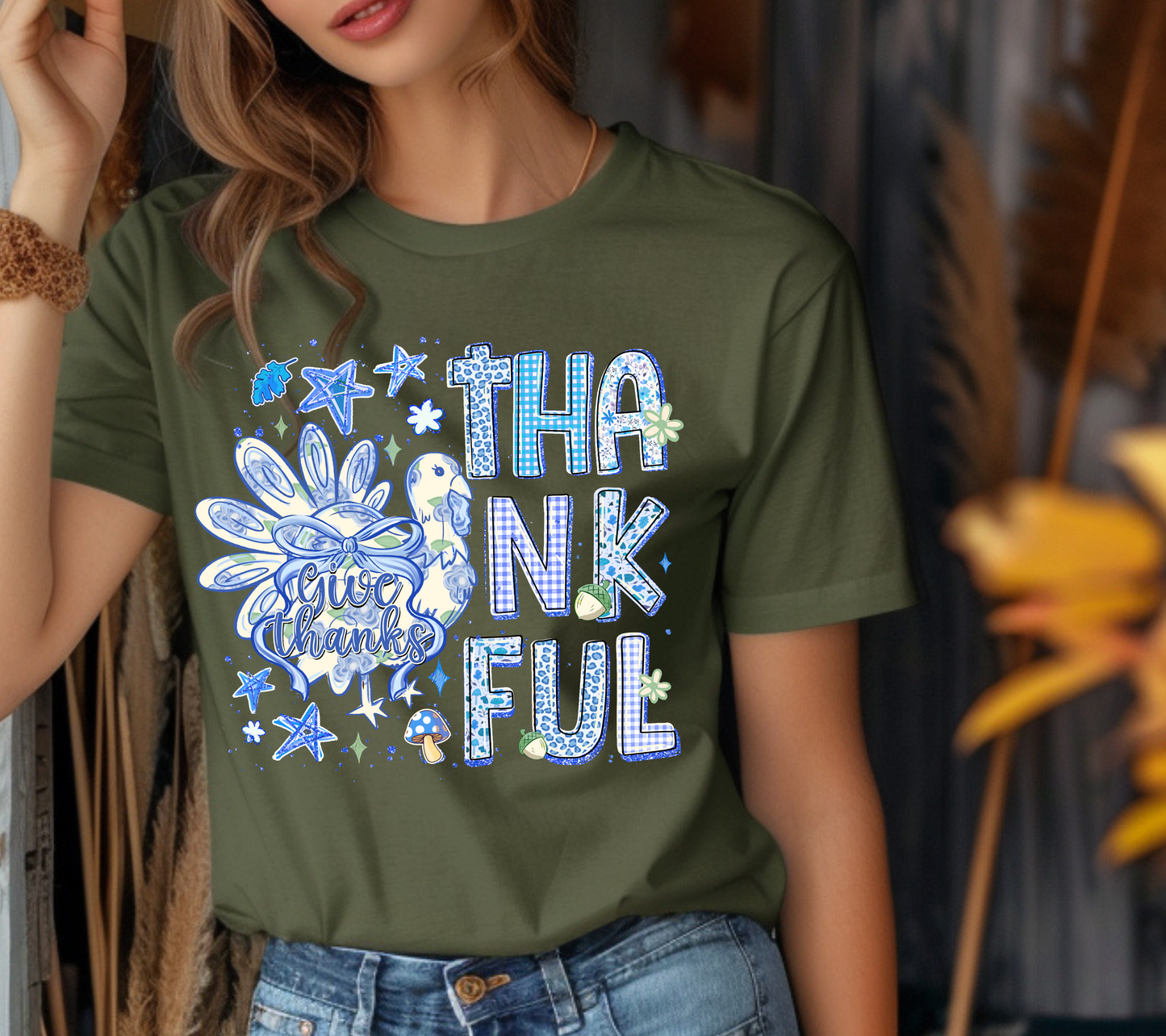 Thankful Give Thanks Turkey T-Shirt – Blue Gingham Fall Graphic Tee, Cute Thanksgiving Shirt for Women, Boho Autumn Turkey and Stars Design