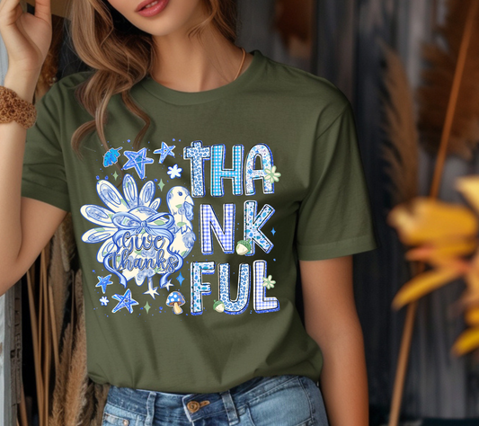 Thankful Give Thanks Turkey T-Shirt – Blue Gingham Fall Graphic Tee, Cute Thanksgiving Shirt for Women, Boho Autumn Turkey and Stars Design