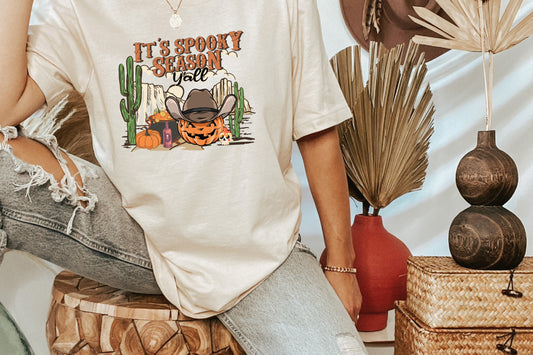 Halloween Shirt, Fall Shirt, It's Spooky Season Y'all, Cute Pumpkin Shirt, Retro Halloween, Western Halloween T-shirt, Halloween Party Shirt