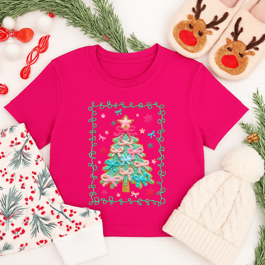 Pink and Green Faux Yarn Christmas Tree Shirt, Sweatshirt & Hoodie – Pastel Holiday Design for Kids & Adults